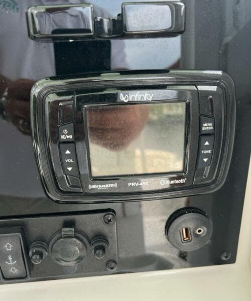 2018 Sea Hunt 255 Ultra SE