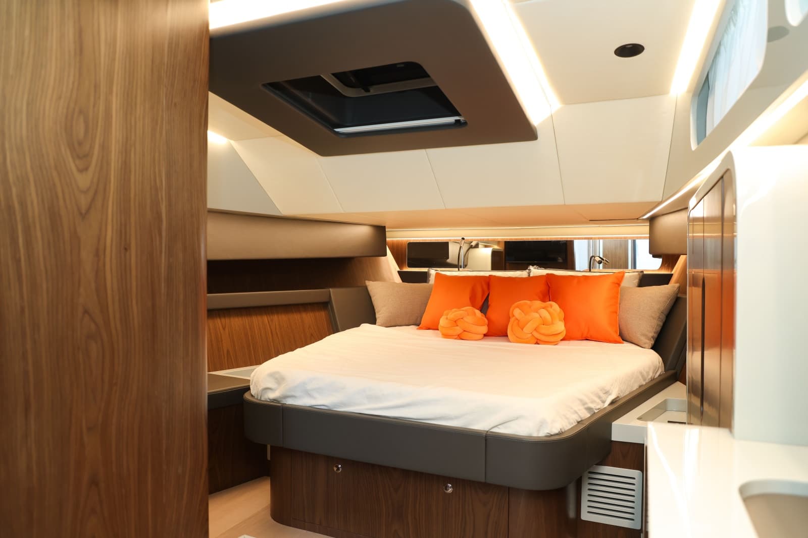 2026 Canados Gladiator 493 Grand - Photo 8