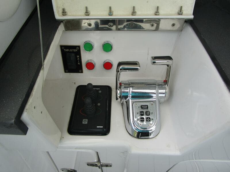 Upper Deck Docking Station
