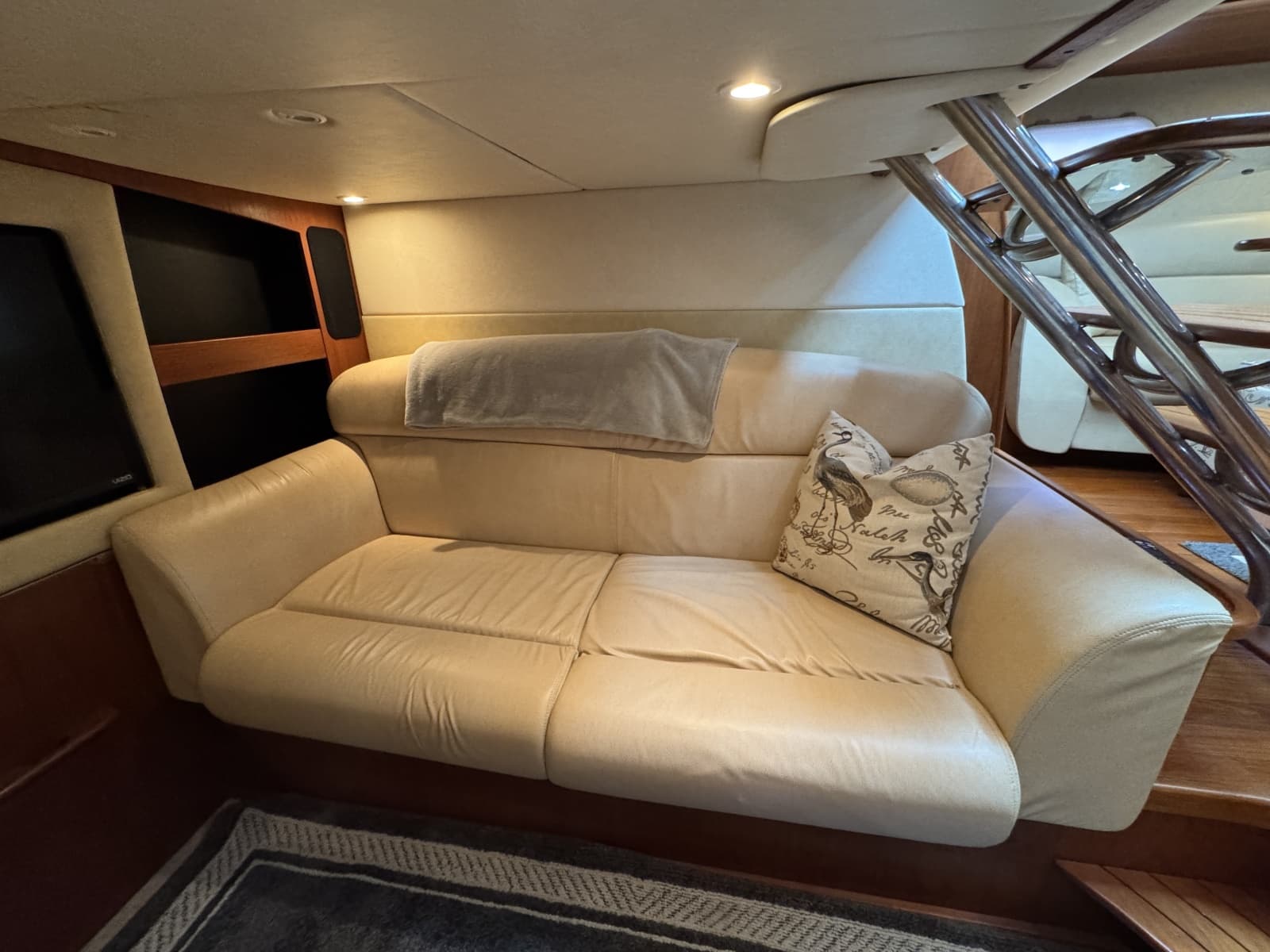 2008 Tiara Yachts 3900 Sovran - Photo 105