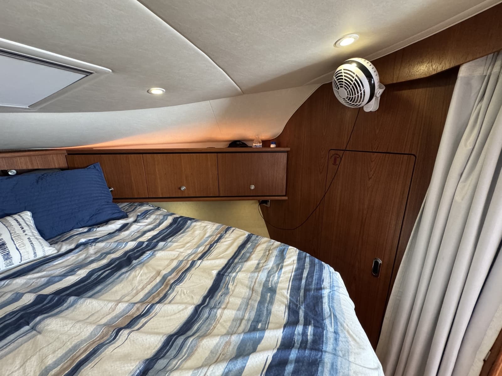 2008 Tiara Yachts 3900 Sovran - Photo 53