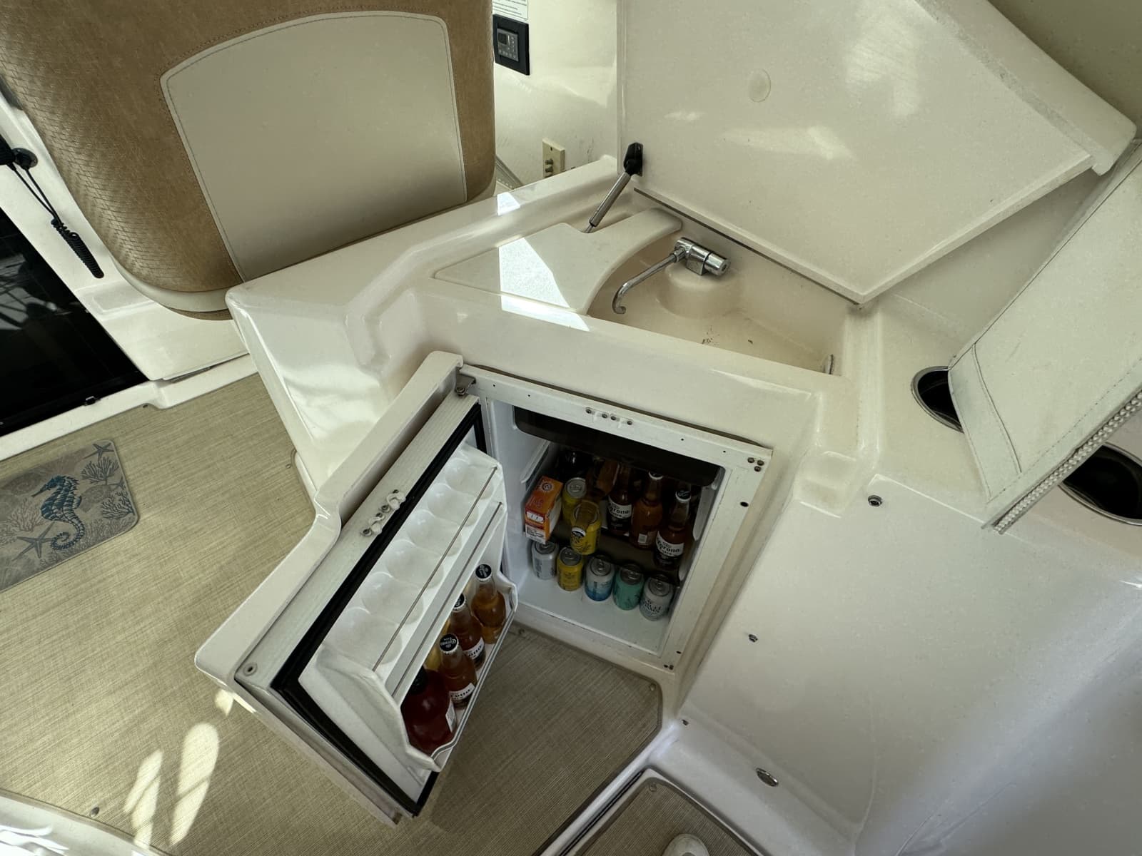 2008 Tiara Yachts 3900 Sovran - Photo 19