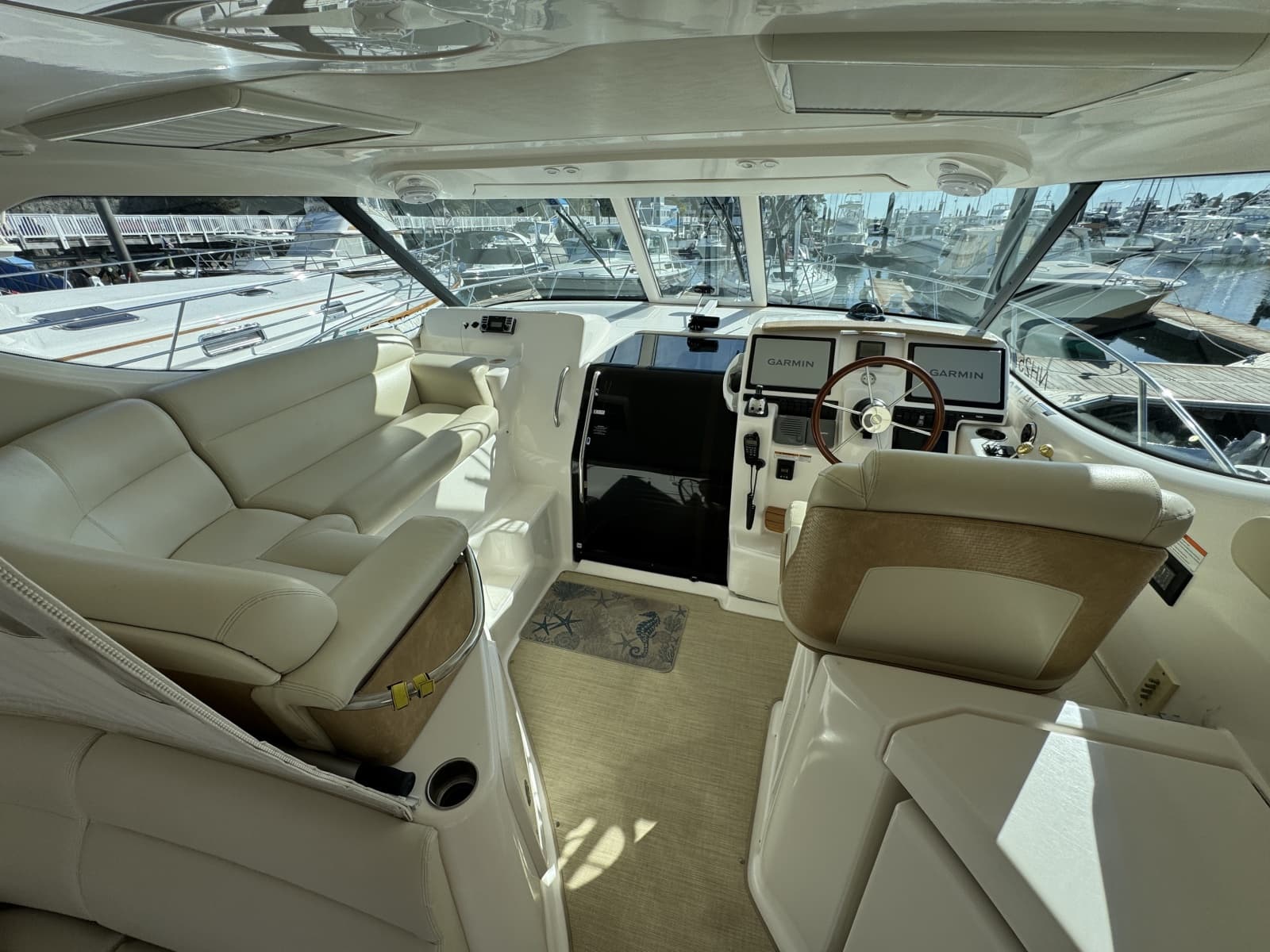 2008 Tiara Yachts 3900 Sovran - Photo 20