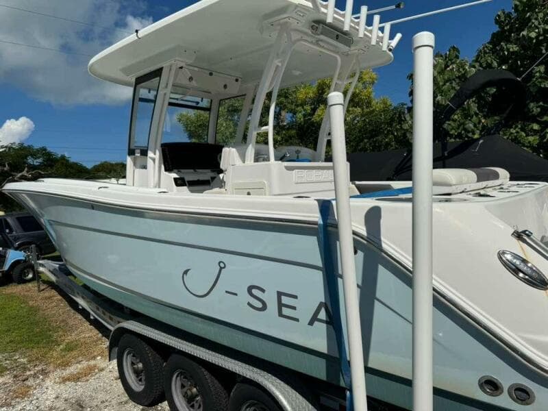 2017 Robalo R302
