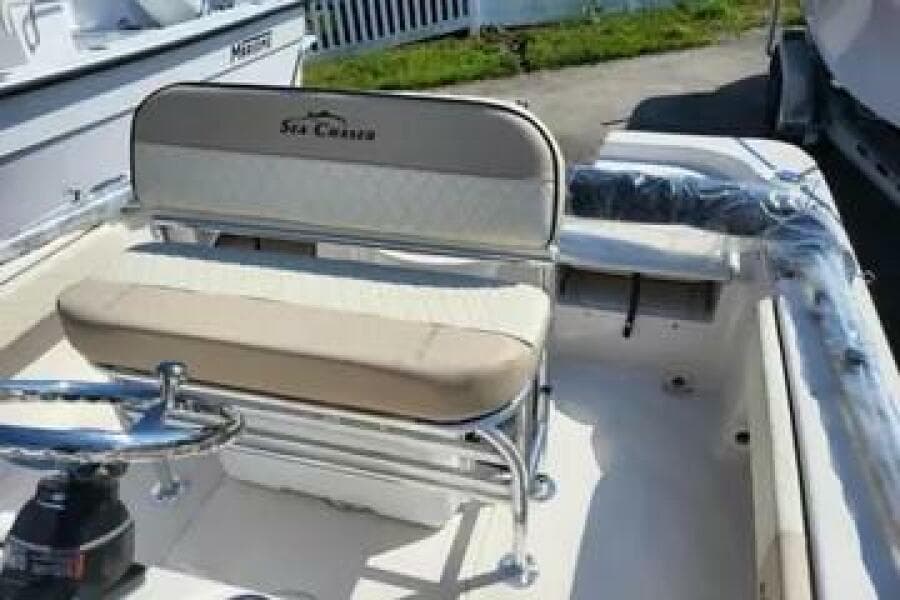 2022 Sea Chaser 21 LX