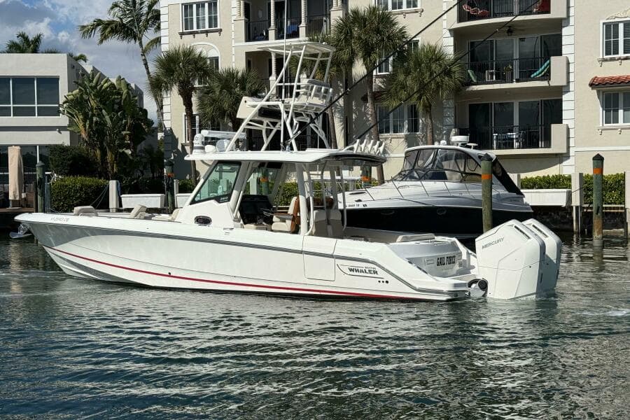 2023 Boston Whaler 360 Outrage
