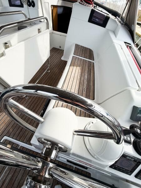 2013 Jeanneau Sun Odyssey 409