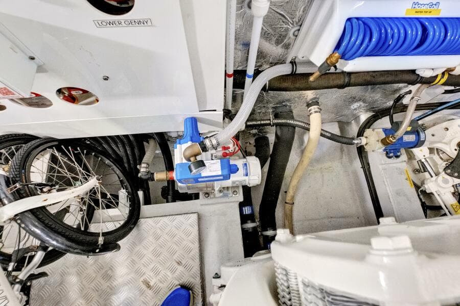 2024 Sunseeker 76 Yacht