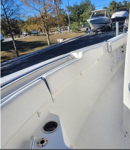 2015 Sea Hunt Ultra 211