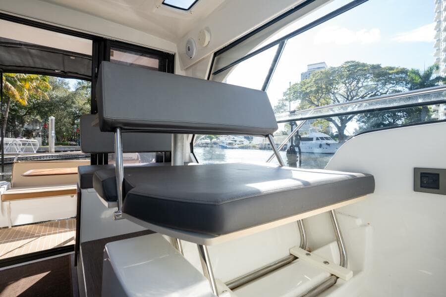 2021 Beneteau Antares 9 - Photo 36