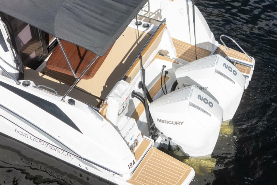 2021 Beneteau Antares 9 - Photo 10