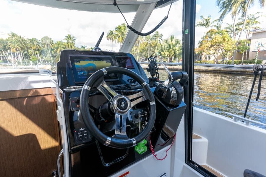 2021 Beneteau Antares 9 - Photo 27