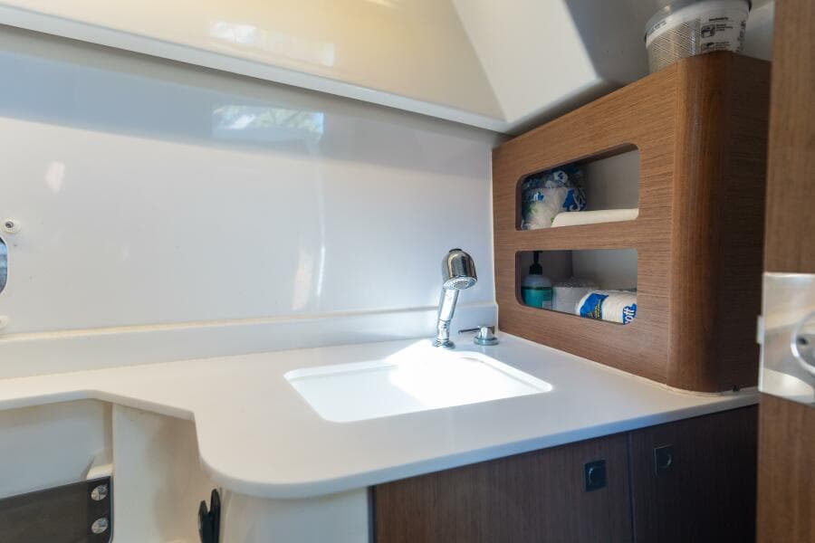 2021 Beneteau Antares 9 - Photo 12