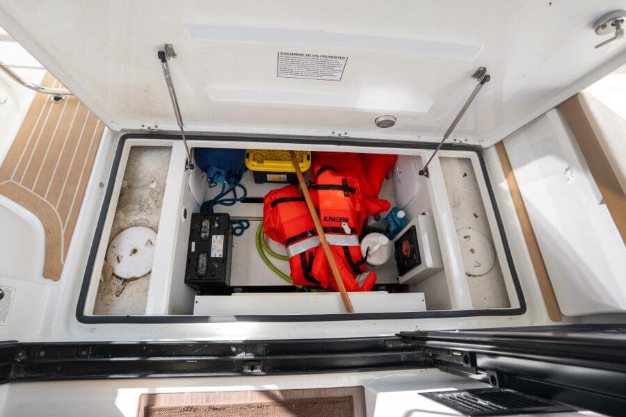 2021 Beneteau Antares 9 - Photo 19