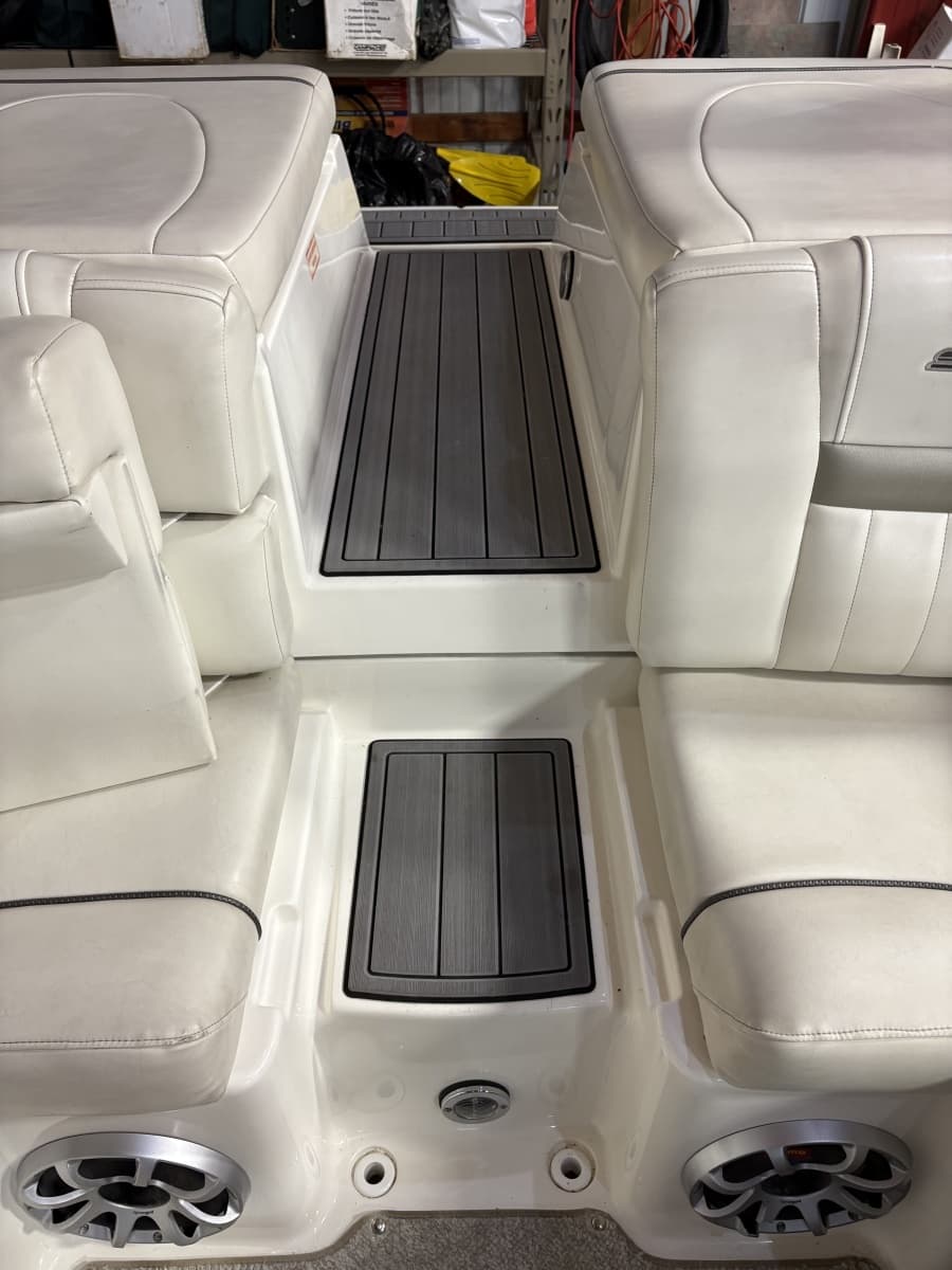 2007 Sea Ray 270 SLX