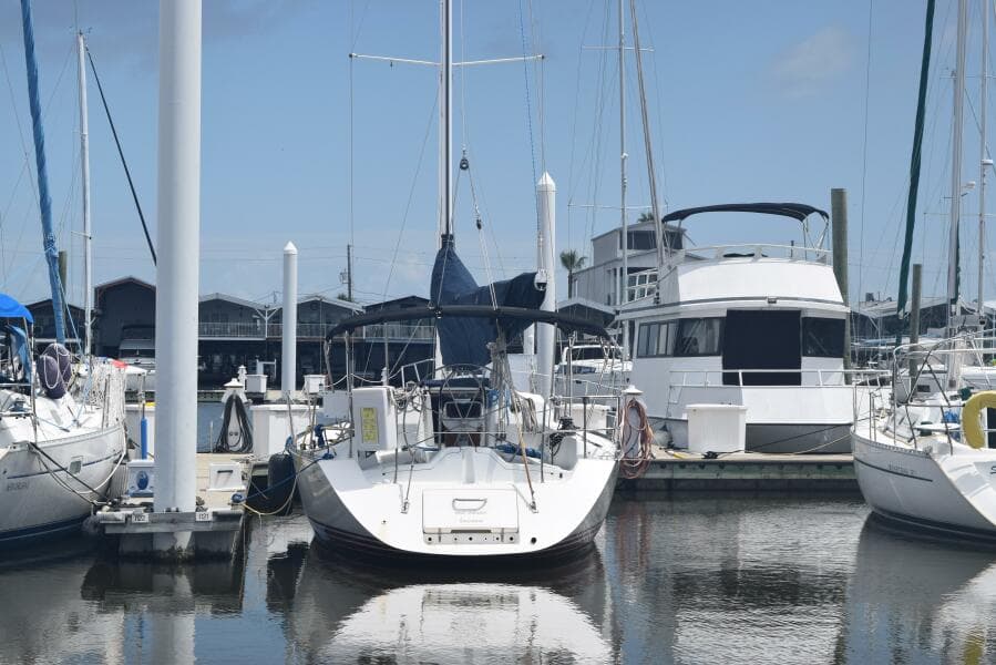 1999 C&C 110 - Transom