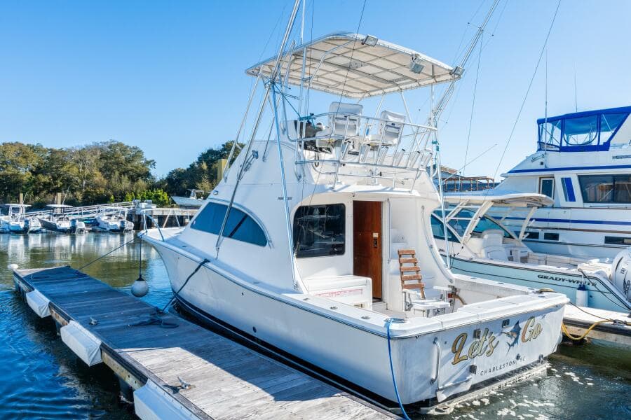 2004 Luhrs 36 Convertible