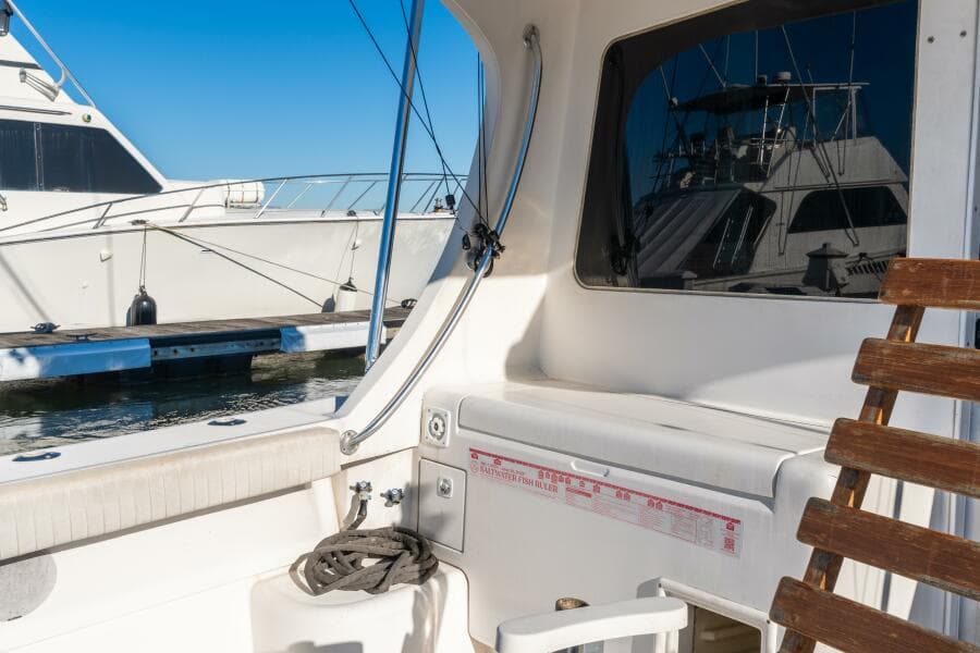 2004 Luhrs 36 Convertible