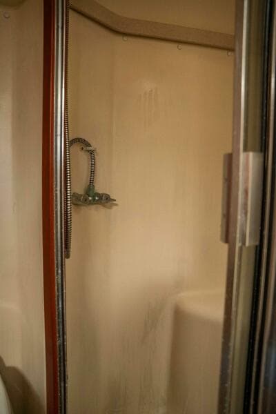 2004 Luhrs 36 Convertible