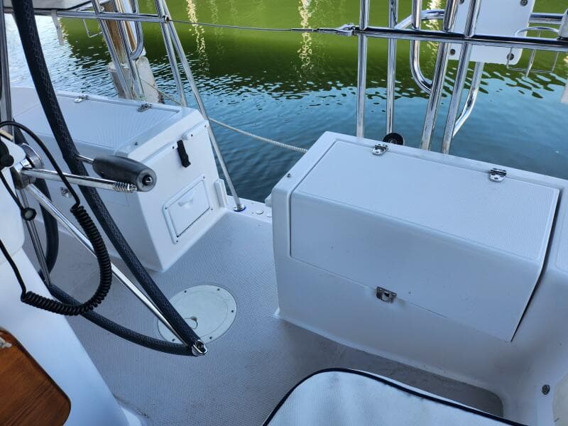 2012 Catalina 355