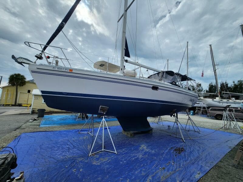 2012 Catalina 355