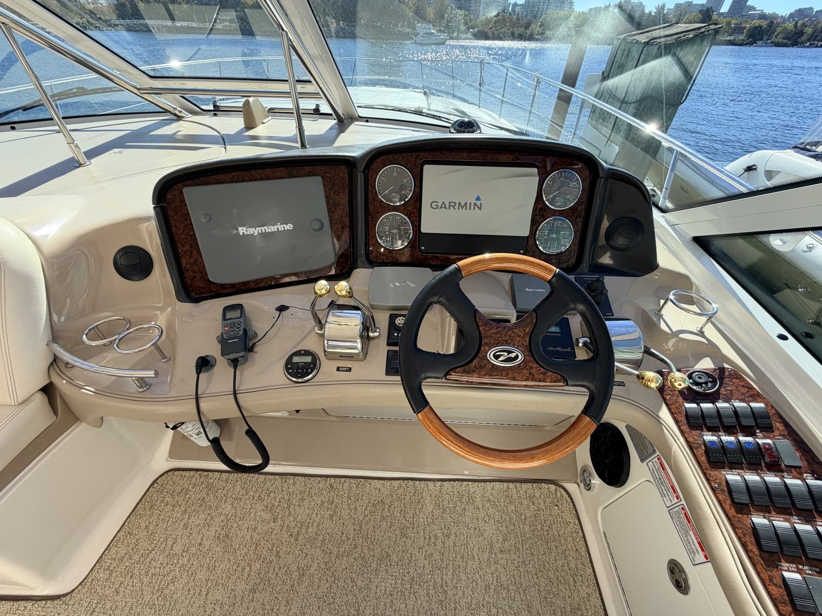 2005 Sea Ray  - Photo 10