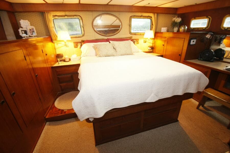 1982 DeFever 52 Offshore Cruiser