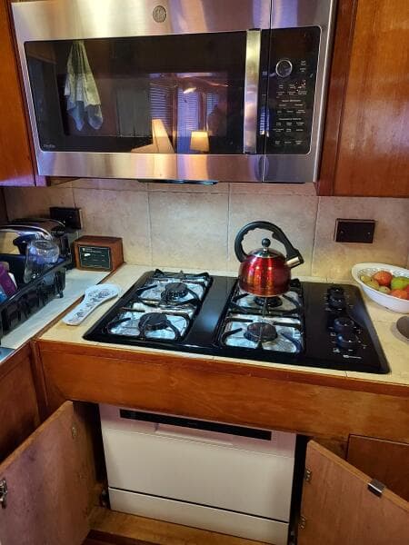 1982 DeFever 52 Offshore Cruiser