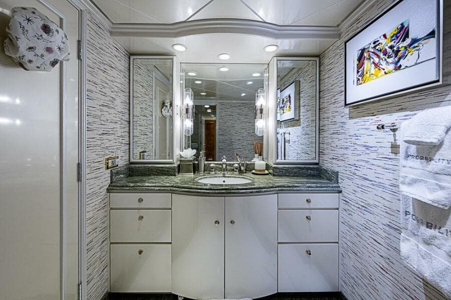 1997 Delta Marine 122 Tri-Deck Motor Yacht