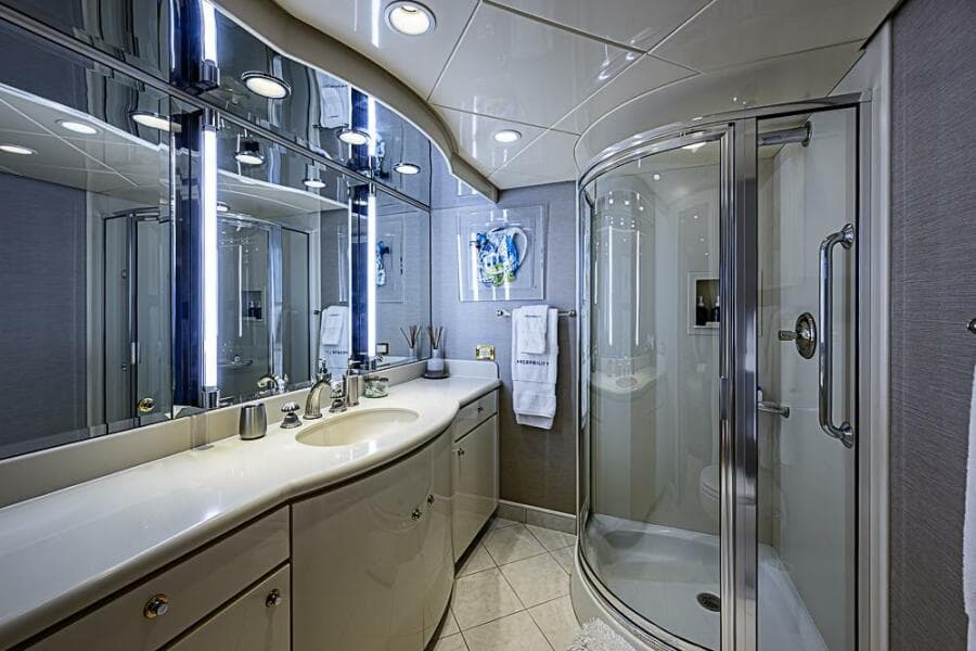 1997 Delta Marine 122 Tri-Deck Motor Yacht