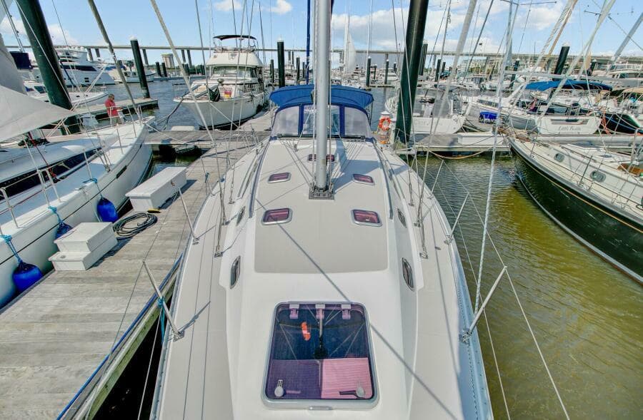 2011 Catalina 445