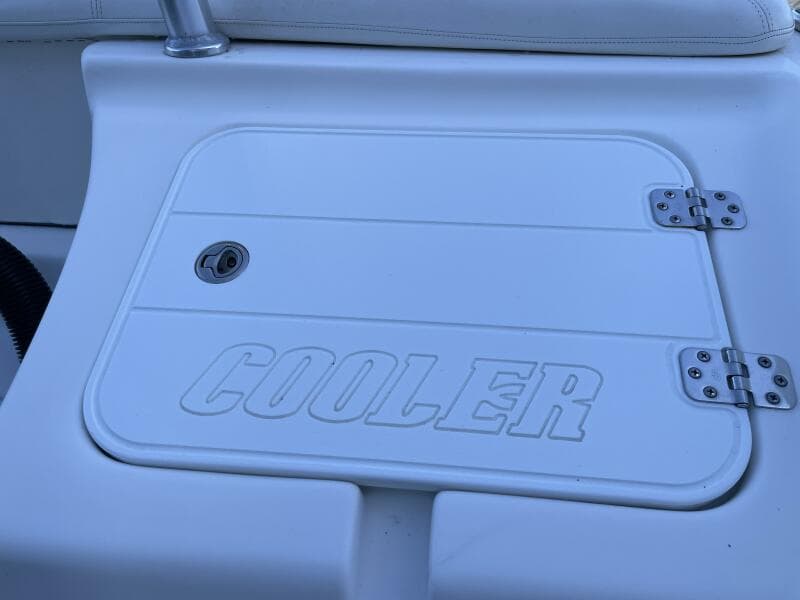 2017 Tidewater 220LXF