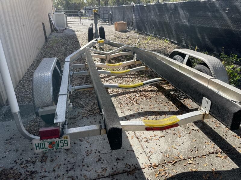 2017 Tidewater 220LXF