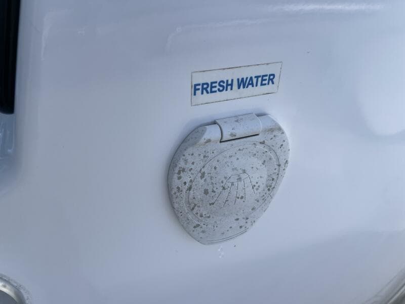 2017 Tidewater 220LXF