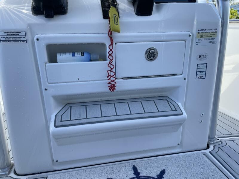 2017 Tidewater 220LXF