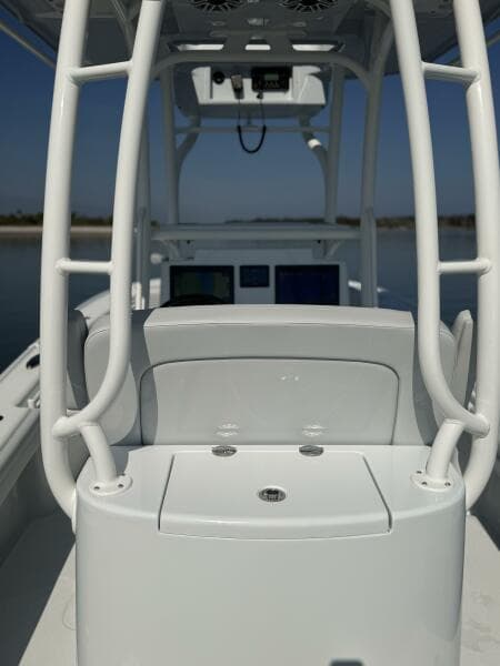 2025 Yellowfin 26 Hybrid