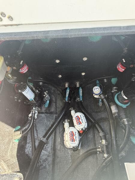 2025 Yellowfin 26 Hybrid