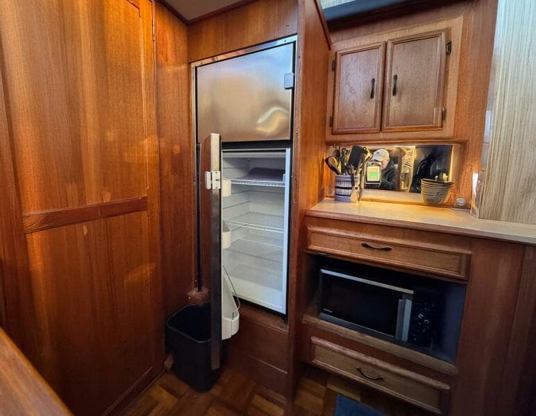 1993 Jersey Dawn III