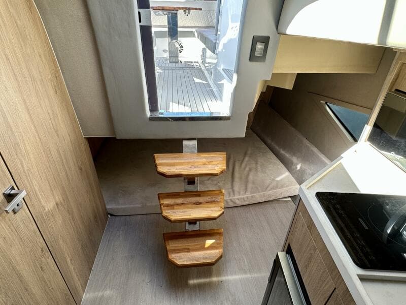 NX 360 Sports Coupe - Interior