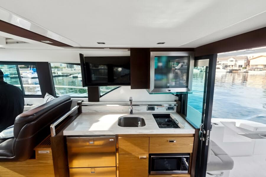 2017 Tiara 39 Coupe - POUR IT ON