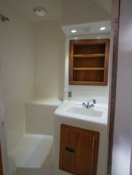 2017 Out Island SeaTek 36 Express