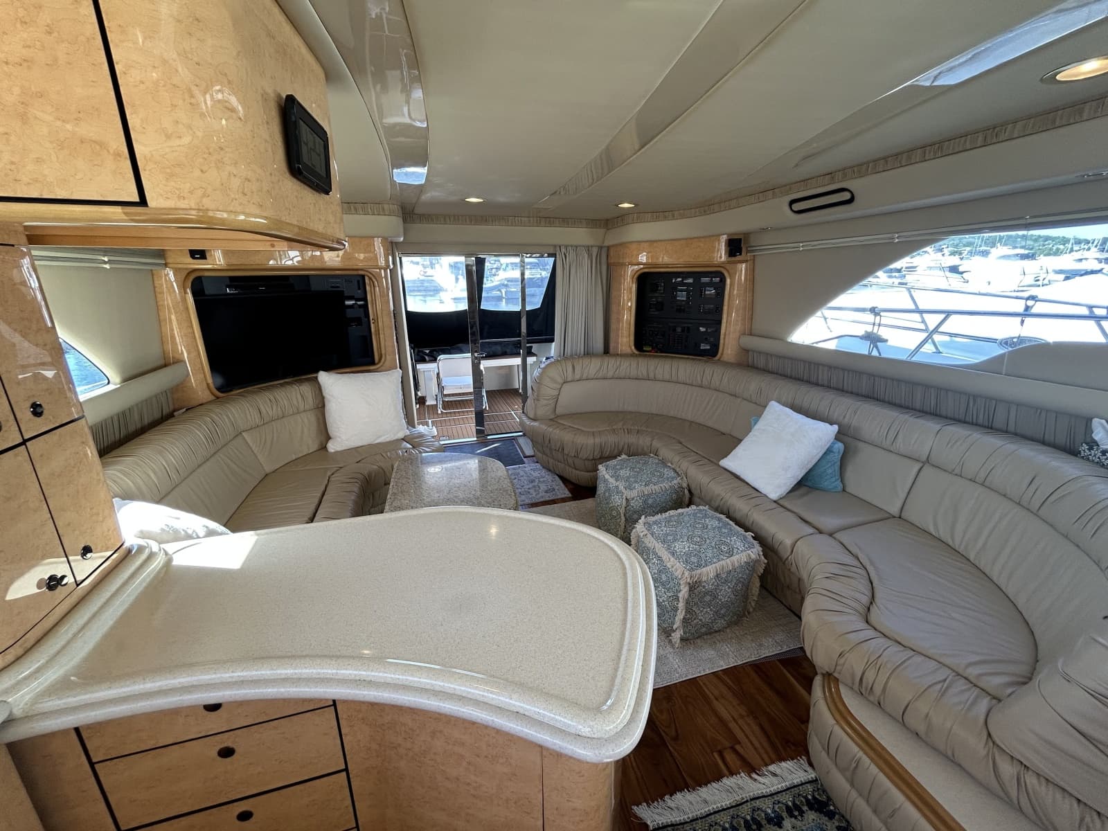 1999 Sea Ray 560 Sedan Bridge - Photo 24