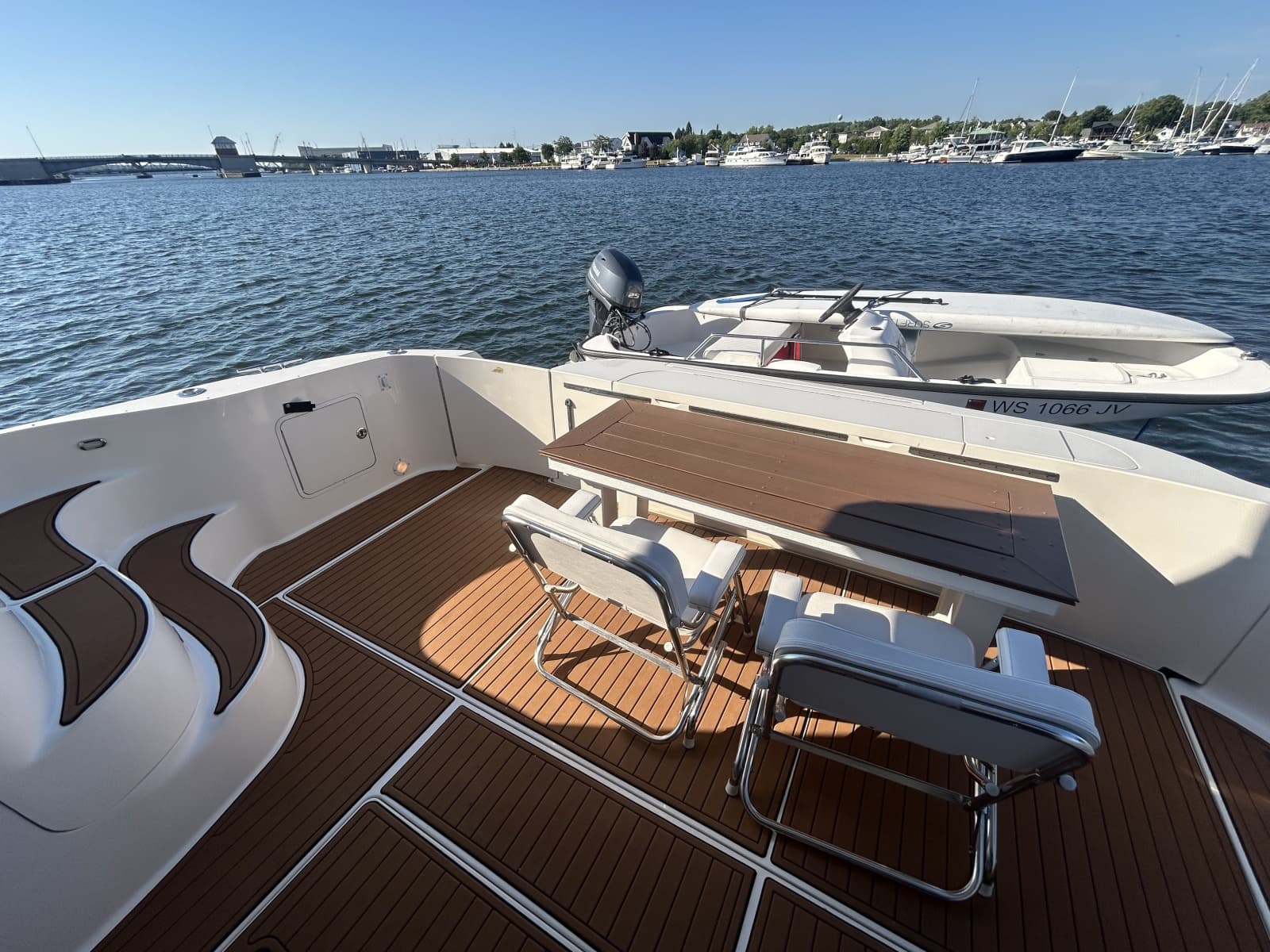 1999 Sea Ray 560 Sedan Bridge - Photo 47