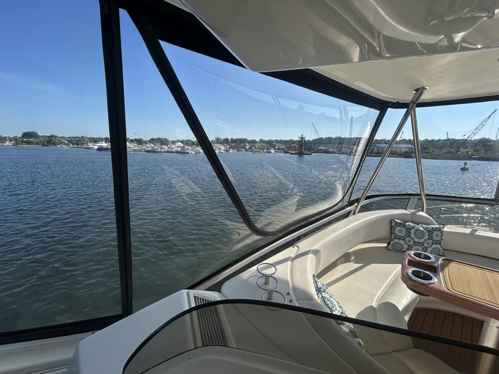 1999 Sea Ray 560 Sedan Bridge - Photo 43