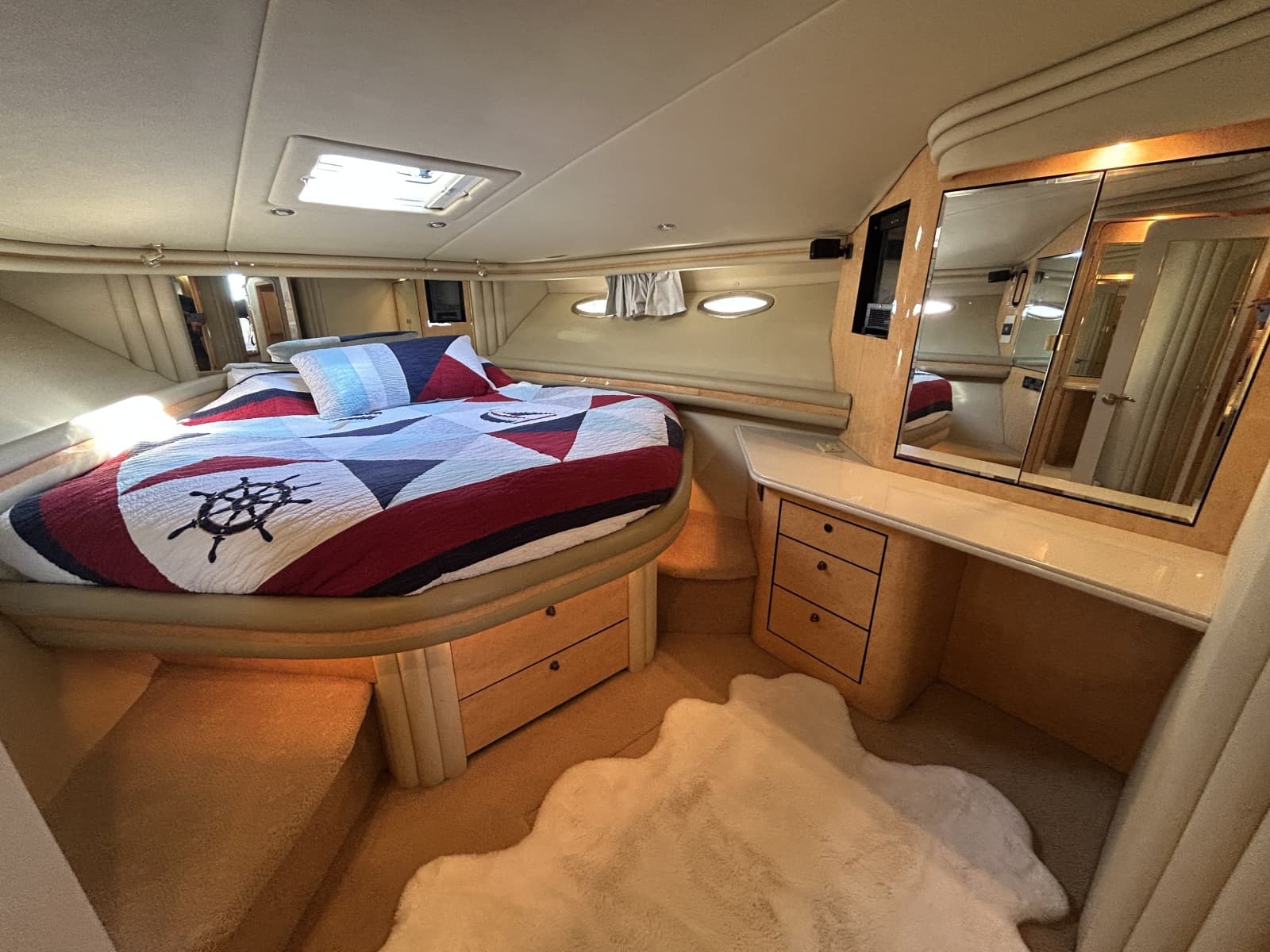 1999 Sea Ray 560 Sedan Bridge - Photo 31