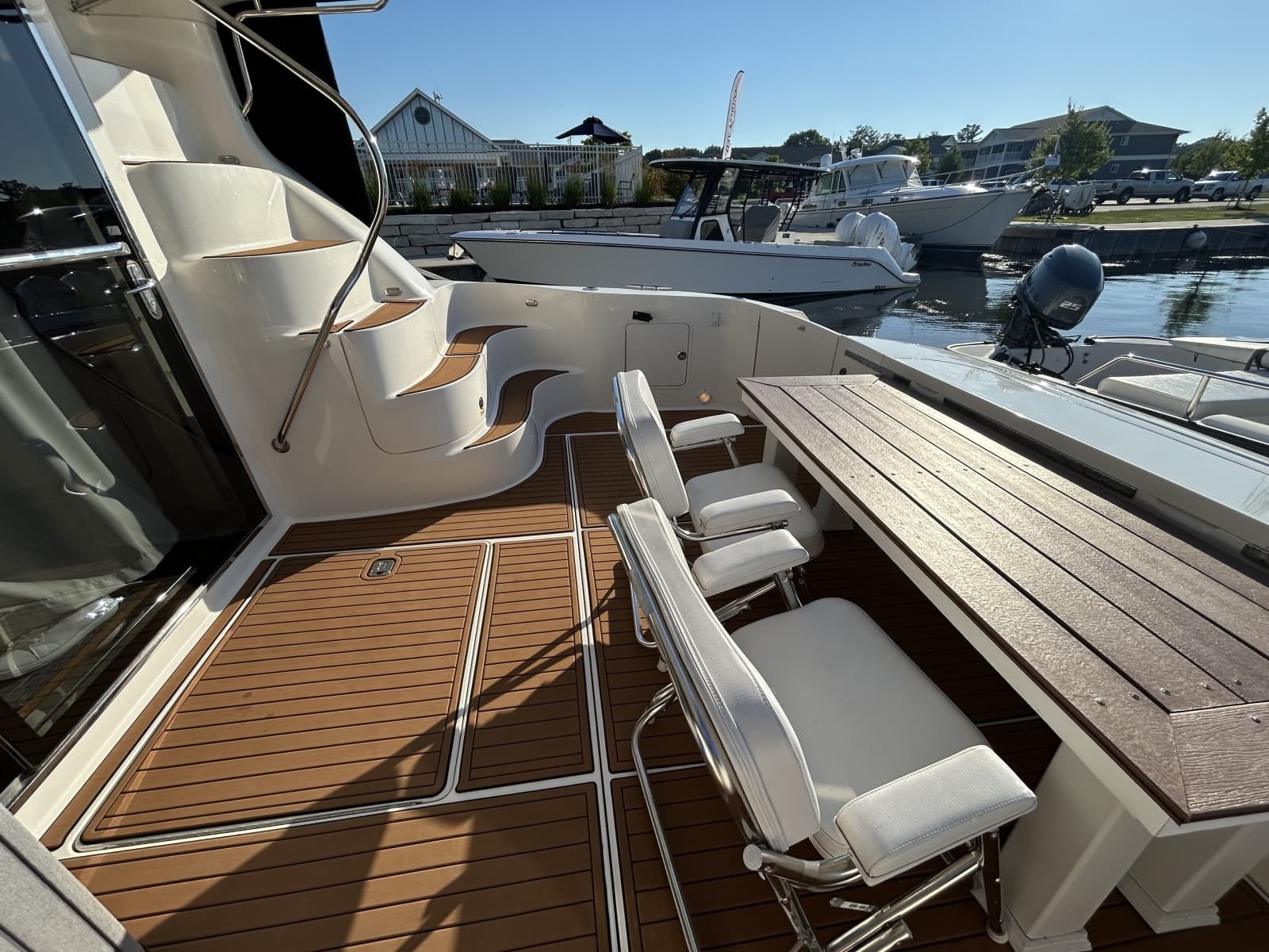 1999 Sea Ray 560 Sedan Bridge - Photo 63