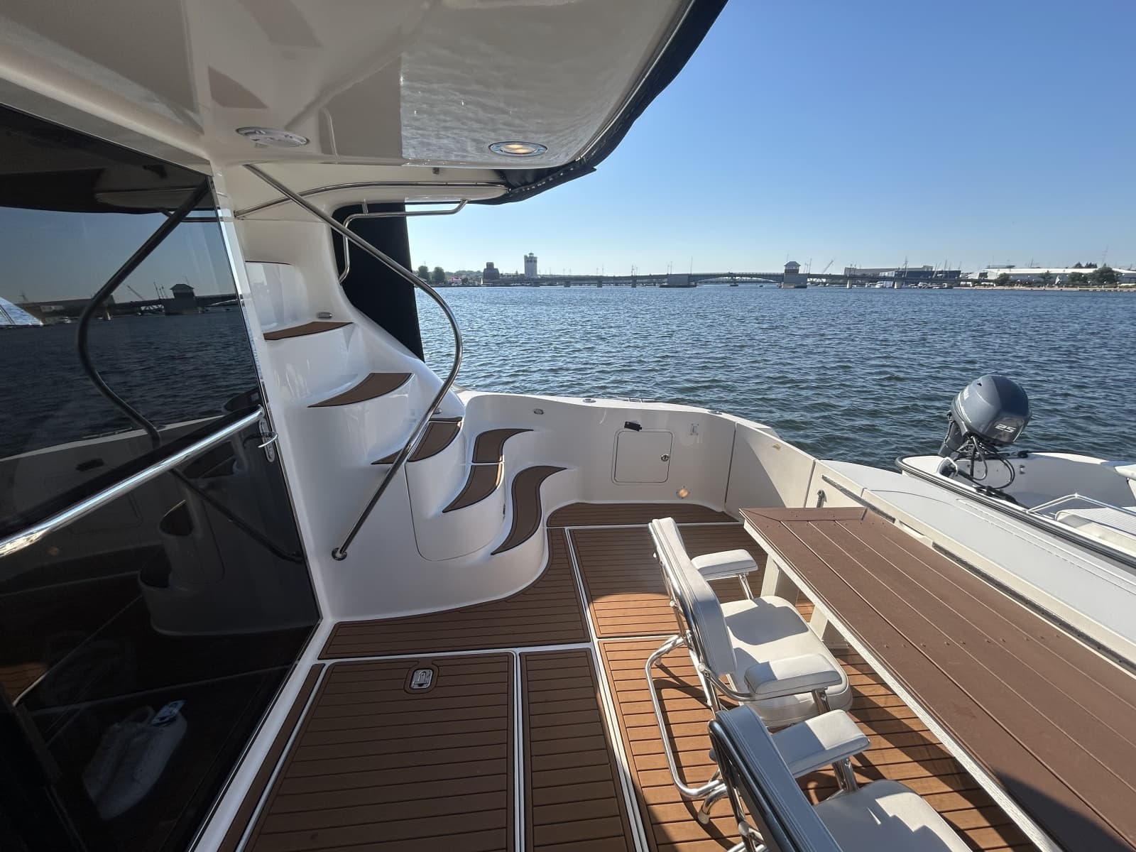 1999 Sea Ray 560 Sedan Bridge - Photo 48