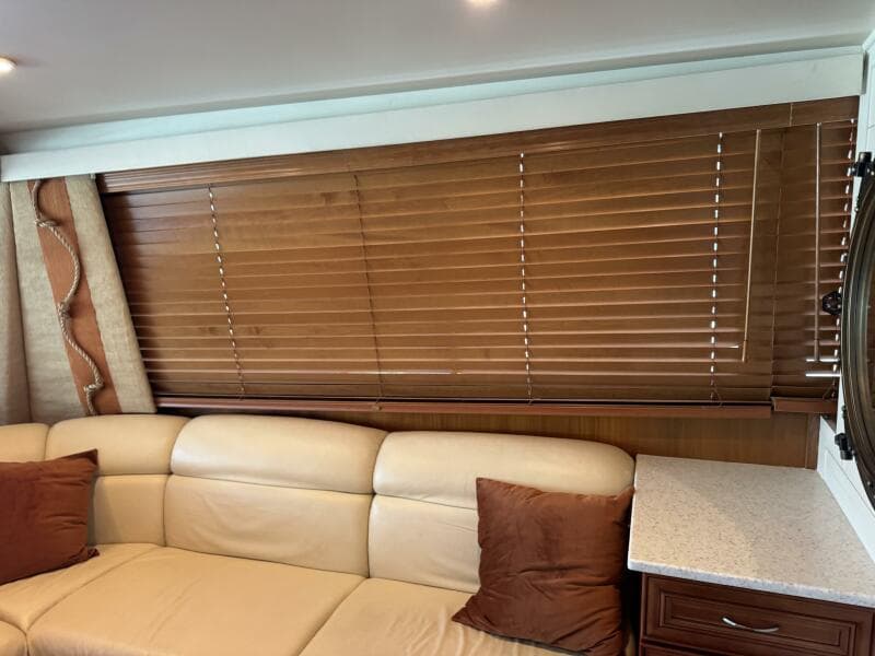 1995 Viking 58 Convertible