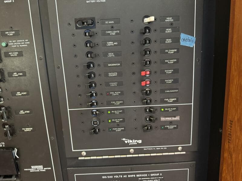 1995 Viking 58 Convertible