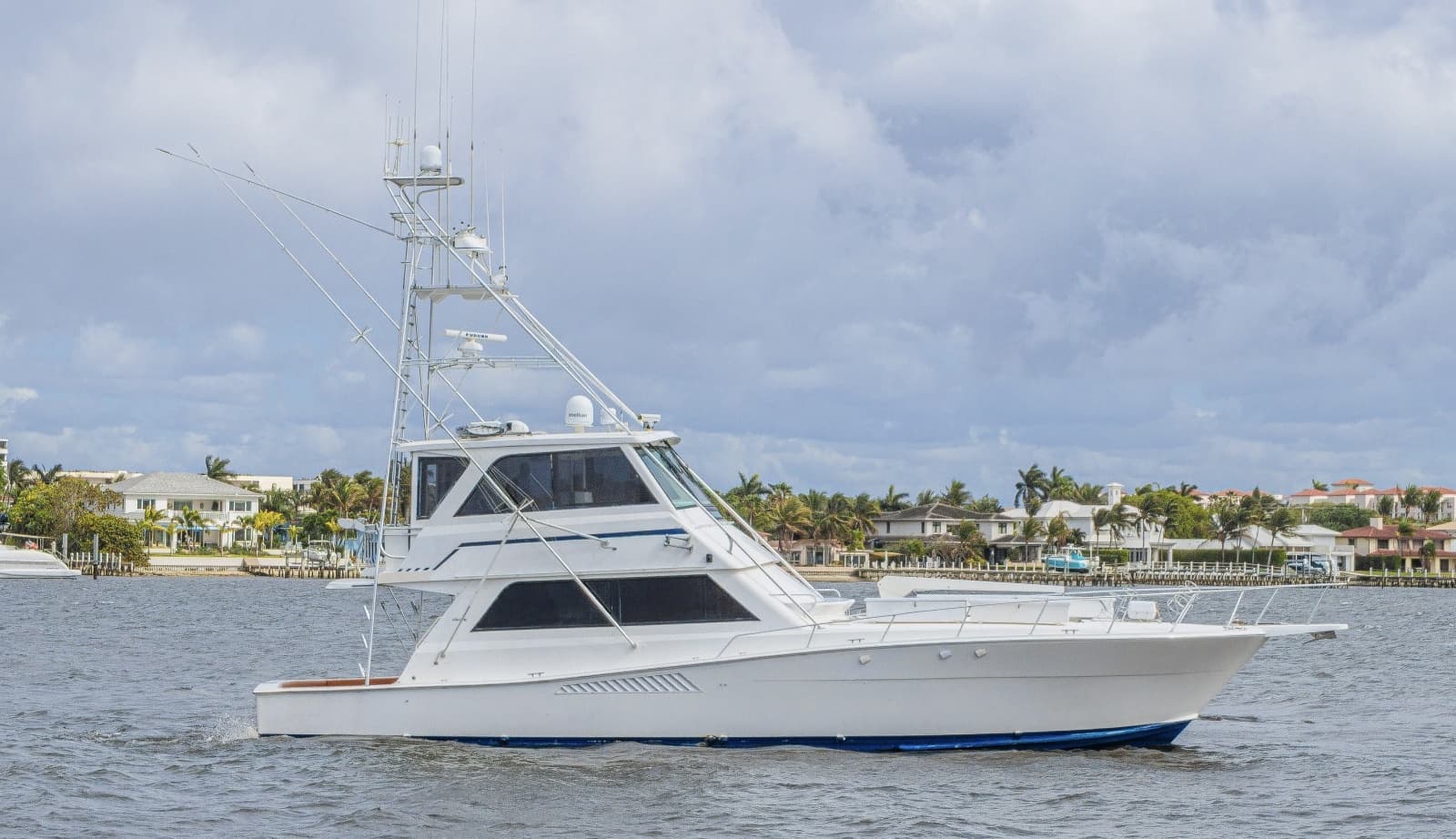 1995 Viking 58 Convertible - Photo 1